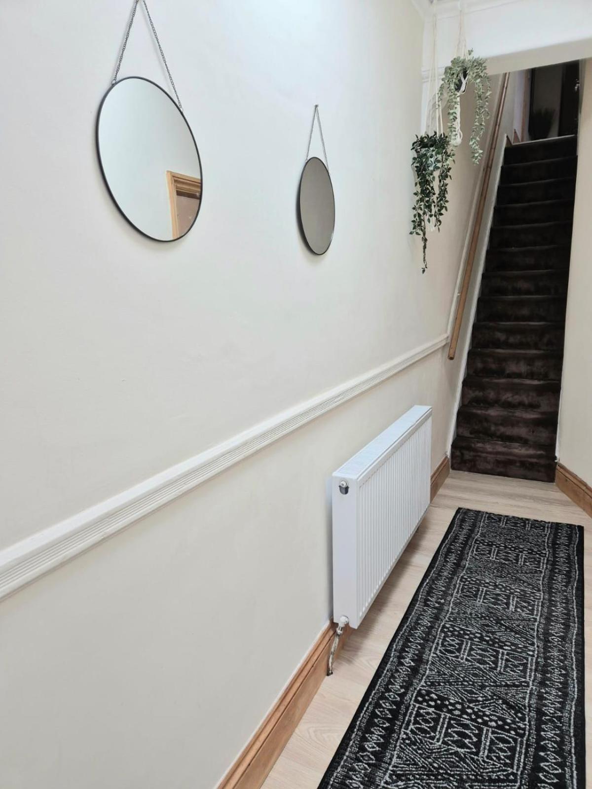 Rooms In Manchester 6 Minutes Drive To Victoria Station Eksteriør bilde
