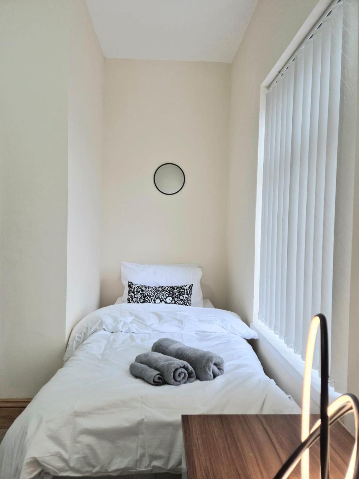 Rooms In Manchester 6 Minutes Drive To Victoria Station Rom bilde