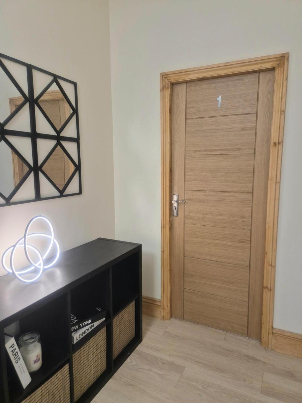 Rooms In Manchester 6 Minutes Drive To Victoria Station Eksteriør bilde